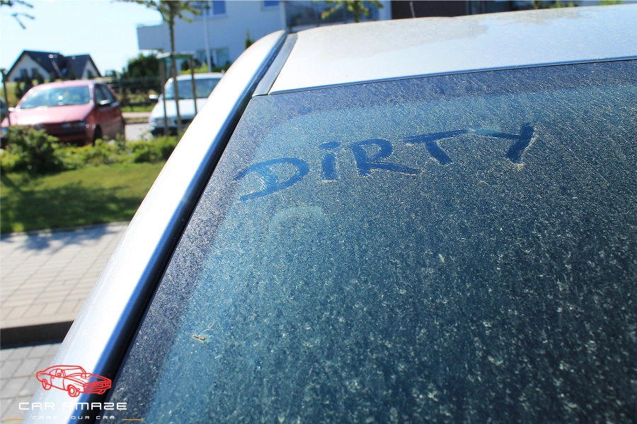 Tree sap removing on car window