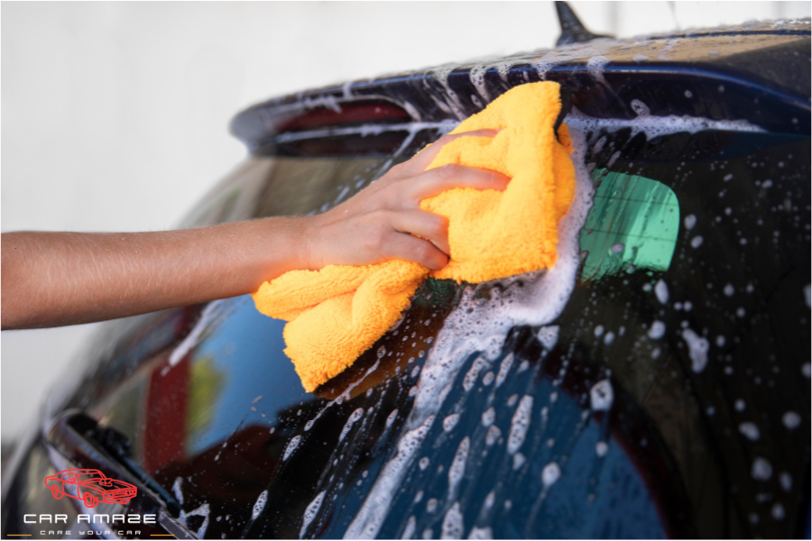 Preparing the car window before tint installation